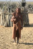 Himba Mutter mit Kindern